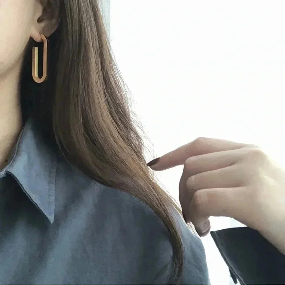 BOLD U Shape Hoop Earrings